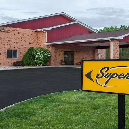 Super 8 By Wyndham Watseka Hotell Exteriör bild